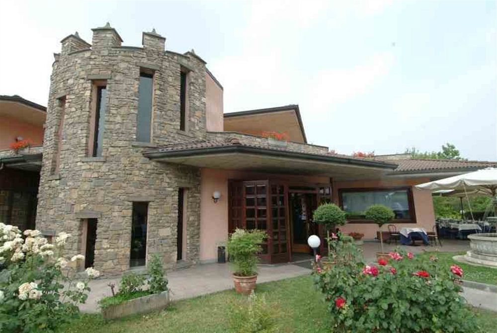 Il Leone D'Oro Hotel Telgate Exterior photo
